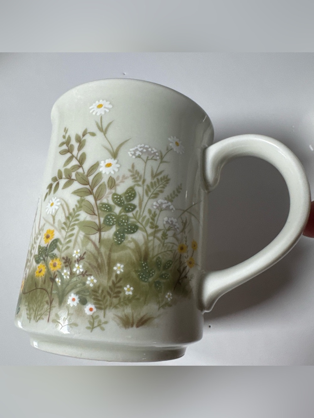 4 VINTAGE Japan Style Stoneware Floral Coffee Mugs Wildflower Daisy Fern 8 Oz
